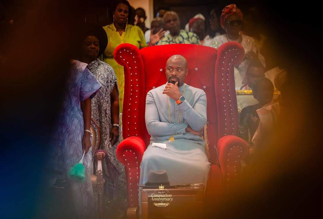 Congregational worship during the opening service