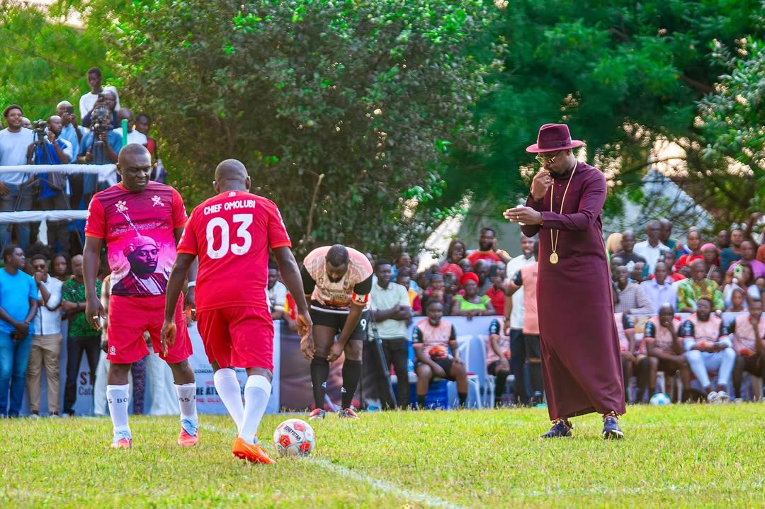 Novelty football match at the Palace Grounds
