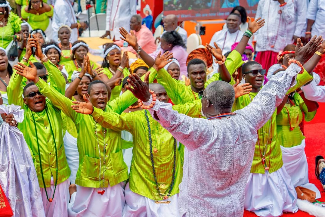 Royal Iwere Theatre Troupe performance