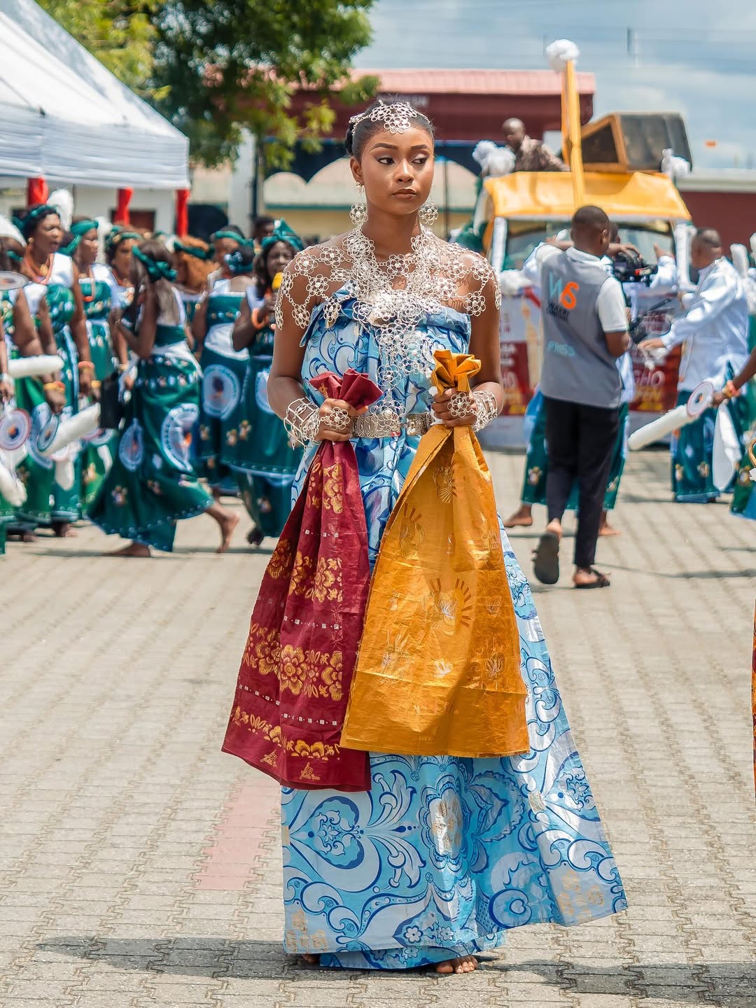 Ceremonial moment at Aghofen