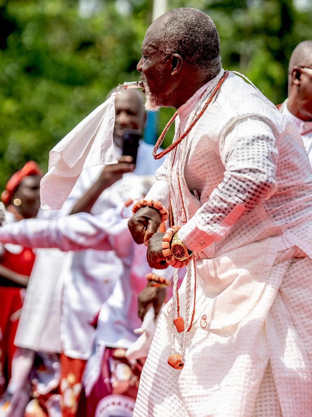 His Majesty with the community