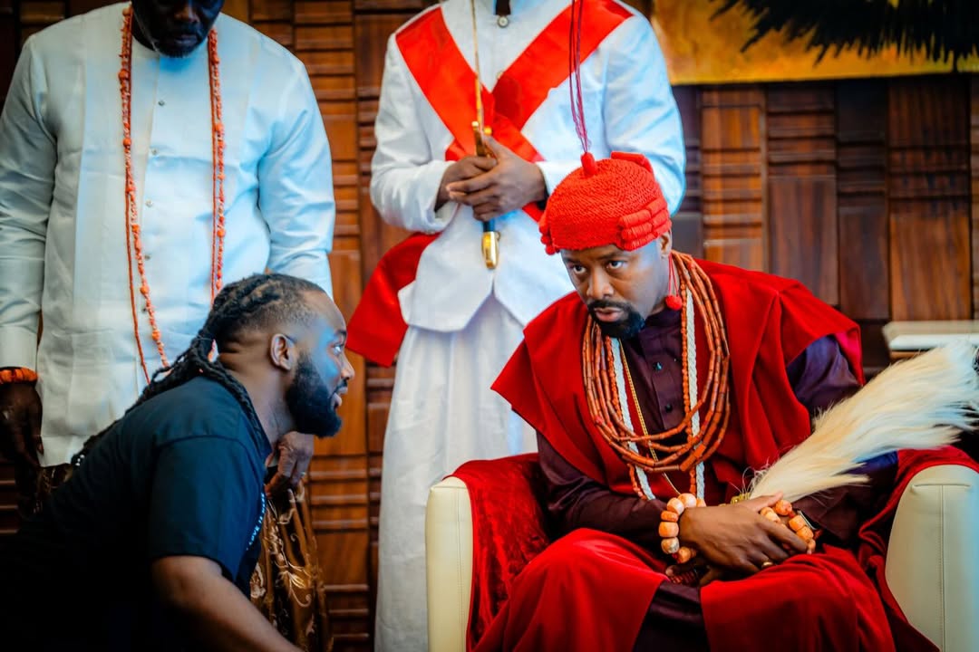 His Majesty at the National Theatre