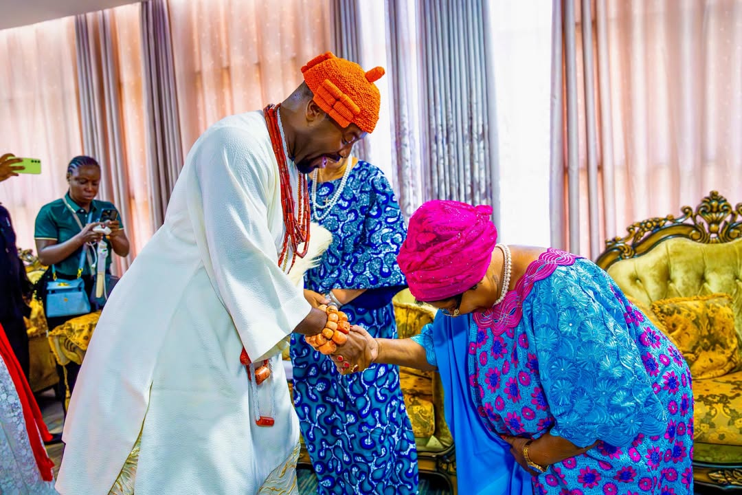 His Majesty greeting a distinguished guest in Freetown