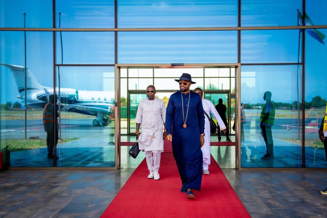 Ogiame Atuwatse III concluding his Sierra Leone visit